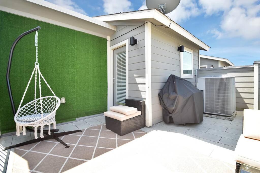 Amazing Rooftop! Downtown Skyline Views!!! Sleeps 15 Houston Exterior foto